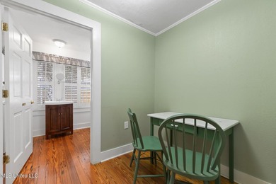 Adorable 1960's cottage in the heart of the Historic District of - photo 17