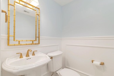 This stunning waterfront property in Lake Worth offers the - photo 32