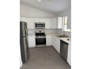 This Single Family home offer 3-bedroom, 2-bathroom located in - photo 6