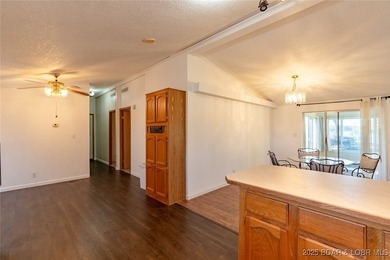 Have you been looking for a FLAT lot, beautiful lake views - photo 15