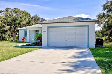 Step into this pristine 2025 New Construction! This 3 Bedroom & - photo 5