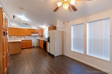 Have you been looking for a FLAT lot, beautiful lake views - photo 17