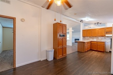 Have you been looking for a FLAT lot, beautiful lake views - photo 18