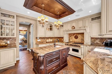 Welcome to this masterfully designed, full-brick custom estate - photo 20
