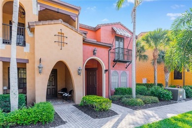 Enjoy beautiful lake views and a wonderful lifestyle in this - photo 3
