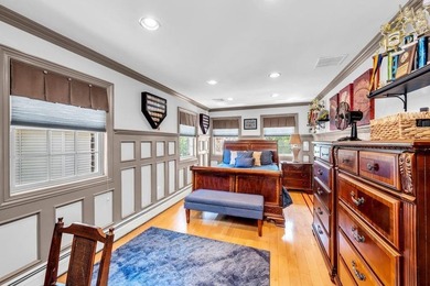 Welcome to this masterfully designed, full-brick custom estate - photo 25
