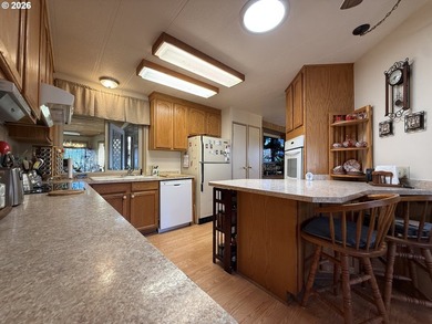 Coastal Comfort - 97967 Hallway Rd, Harbor, OR 97415 ON REAL - photo 26