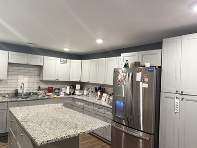 Spacious 4BR/3BA ranch in Saint Stephen with 3,228 sq. ft. of - photo 4