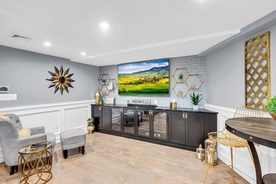Welcome to this masterfully designed, full-brick custom estate - photo 45