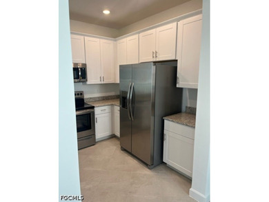 Welcome to the Townhomes at Timber Creek! Single family style - photo 2