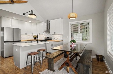 Lake living awaits!! This beautiful 3-bedroom, 2-bath home - photo 5