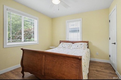 Lake living awaits!! This beautiful 3-bedroom, 2-bath home - photo 8