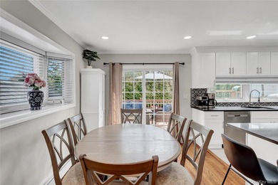 Welcome to this beautifully maintained and move-in ready open - photo 12