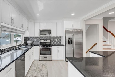 Welcome to this beautifully maintained and move-in ready open - photo 15
