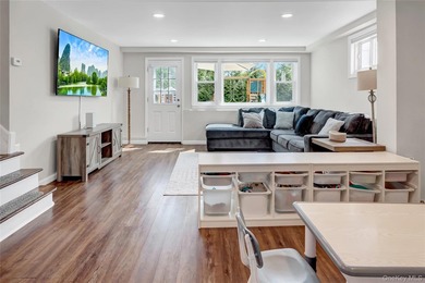 Welcome to this beautifully maintained and move-in ready open - photo 19