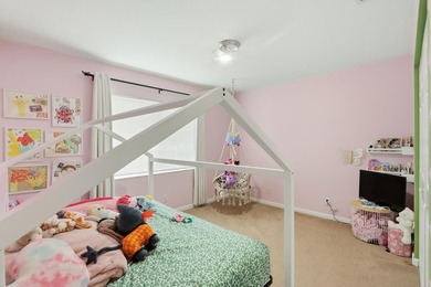Welcome to this elegant 3,000+ sq ft home in the sought-after - photo 24