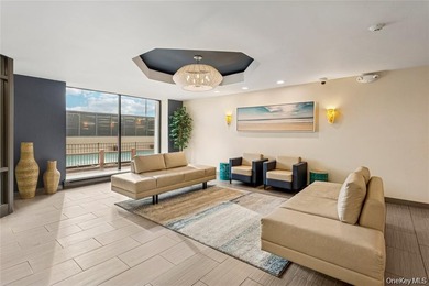 Luxury Beachfront Building with 2 Bedroom, 2 Bath and INCREDIBLE - photo 8