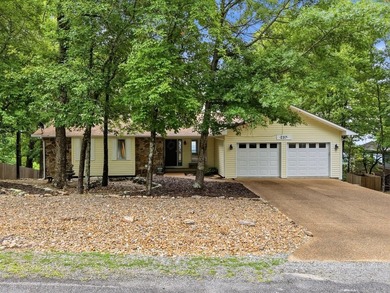 Wake up to breathtaking lake and mountain views with spectacular - photo 1