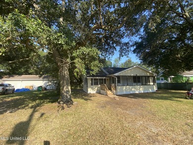 MOVE IN READY! NOT IN FLOOD ZONE! Great for first time home - photo 5