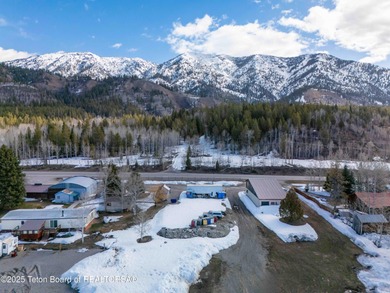 Palisades Reservoir Lot For Sale in Alpine Wyoming