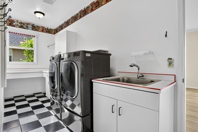 OPEN HOUSE FRIDAY 7/24 4-6PM, SATURDAY 7/25 & SUNDAY 7/26 - photo 17