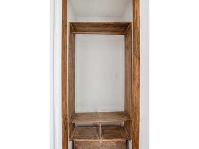 Welcome to this lovely single-story residence located in a - photo 30