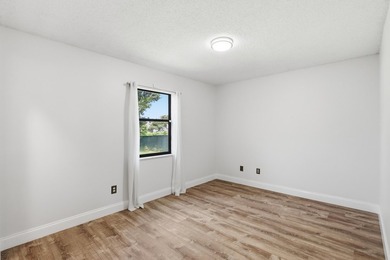 Welcome to this lovely single-story residence located in a - photo 33
