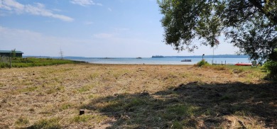 113' of vacant Lake Huron sand beach on Mismer Bay in Hessel - photo 8