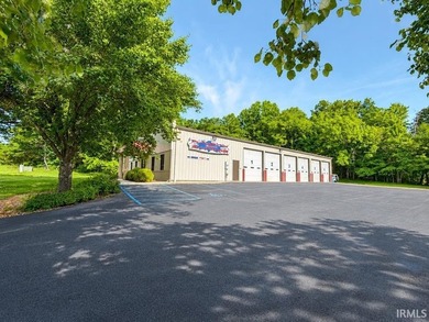 Professional office. Climate-controlled warehouse. Built for - photo 1
