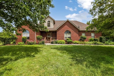 (private lake, pond, creek) Home For Sale in Groveport Ohio