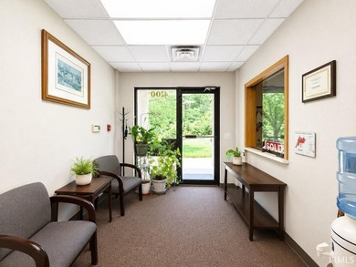 Professional office. Climate-controlled warehouse. Built for - photo 5
