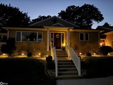 Experience stunning lake views from this beautiful 4-bedroom - photo 6