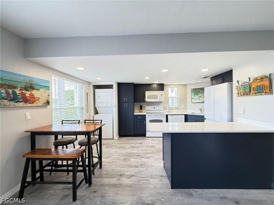 Charming 2 bedroom condo with beautiful updates throughout. The - photo 4