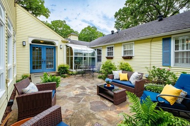 Beautiful setting on half acre landscaped lot. 1 story 3BR/ 2 - photo 4