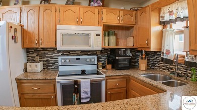 Stunning turnkey waterfront retreat on Lake of the Ozarks! This - photo 13