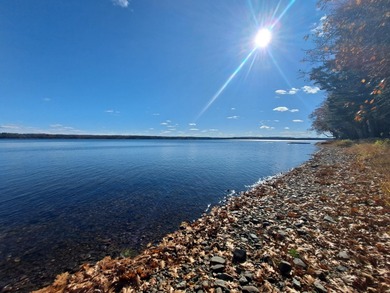 Quaint camp on Unity Pond (Lake Winnecook)! This 3 bed, 1 bath - photo 23
