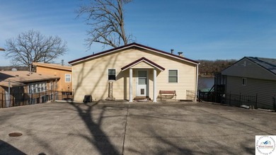 Stunning turnkey waterfront retreat on Lake of the Ozarks! This - photo 39