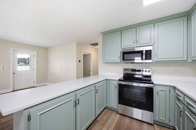 Rare opportunity on Lake Harding. Situated on a premier, deeded - photo 12