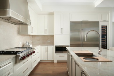 A rare turnkey 3 bedroom + den residence with one of the most - photo 15
