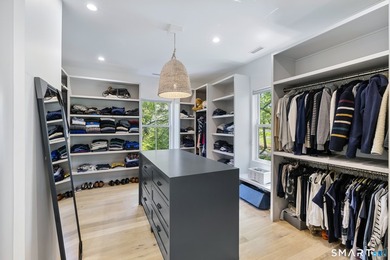 Introducing 13 Sunswyck Rd, a distinguished custom residence set - photo 27
