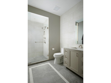 A rare turnkey 3 bedroom + den residence with one of the most - photo 27