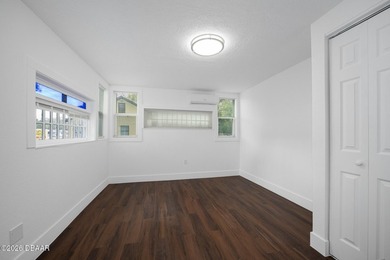 Discover a landmark commercial opportunity in Daytona Beach - photo 9
