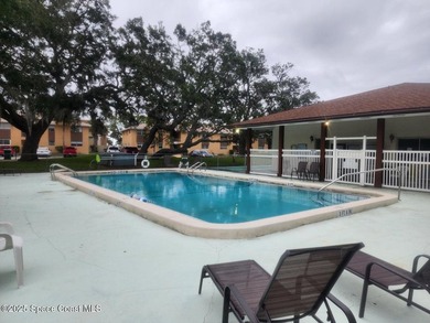 Available for both rent and sale! Super cute and spacious - photo 35
