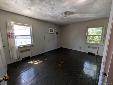 Welcome to 2944 Bayswater Avenue - a lovely ranch-style home - photo 10