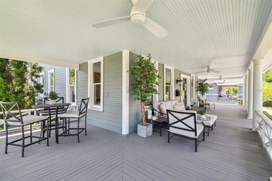This beautifully restored Hyde Park home blends vintage charm - photo 6