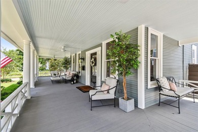 This beautifully restored Hyde Park home blends vintage charm - photo 7