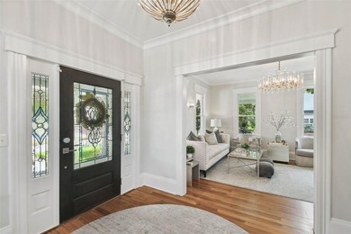 This beautifully restored Hyde Park home blends vintage charm - photo 10