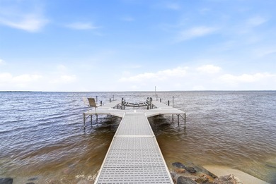 Coveted Pau Ko Tuk location! Luxury living on the west shore of - photo 3