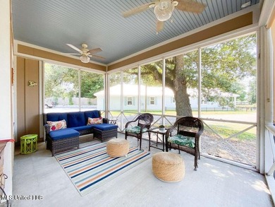 Located in the heart of Old Town Bay St. Louis, this charming - photo 12