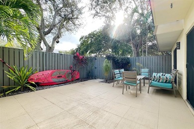 Enjoy comfortable Florida living in this bright and spacious - photo 12